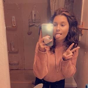 Meet your Posher, Tessa